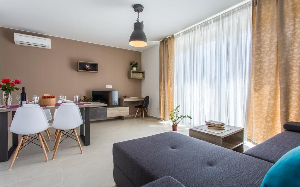 Apartments Viktorija Baška Buitenkant foto