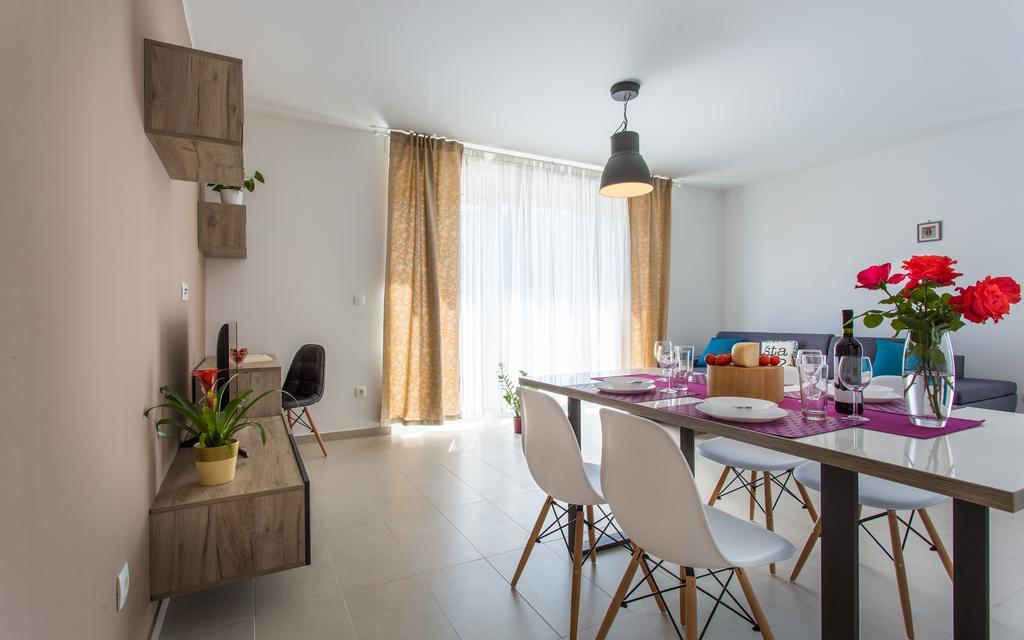 Apartments Viktorija Baška Buitenkant foto