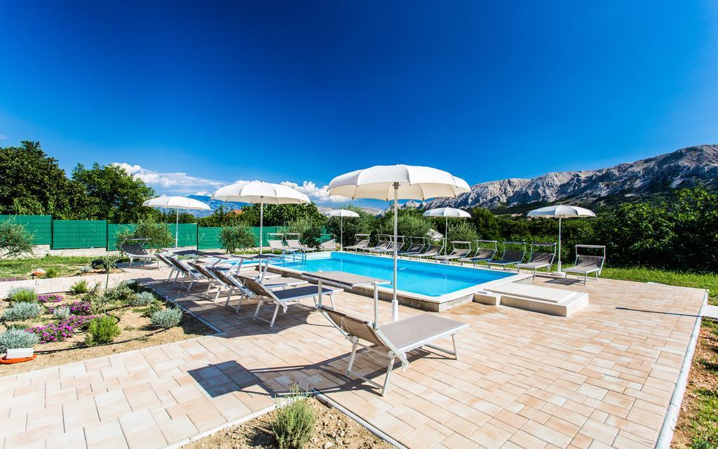 Apartments Viktorija Baška Buitenkant foto